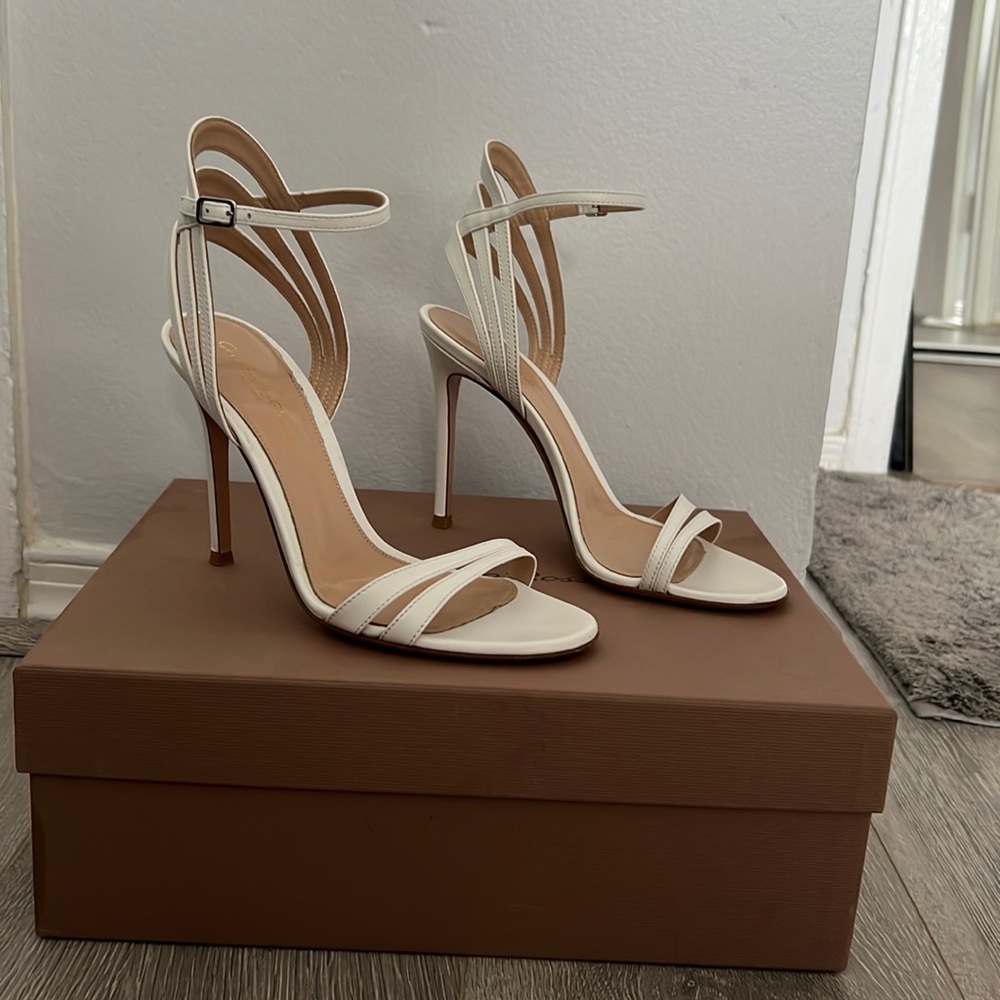 Gianvito Rossi Women's Freesia Leather Ankle-Strap Sandals